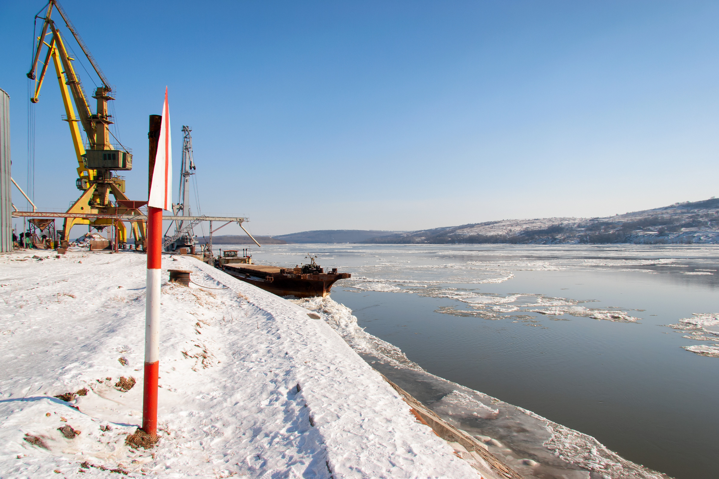 Port on the Danube in winter